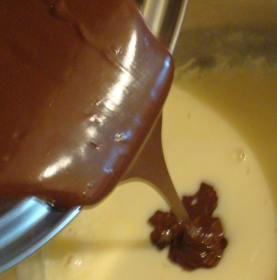 Jak rozpuścić czekoladę? [zdjęcia]